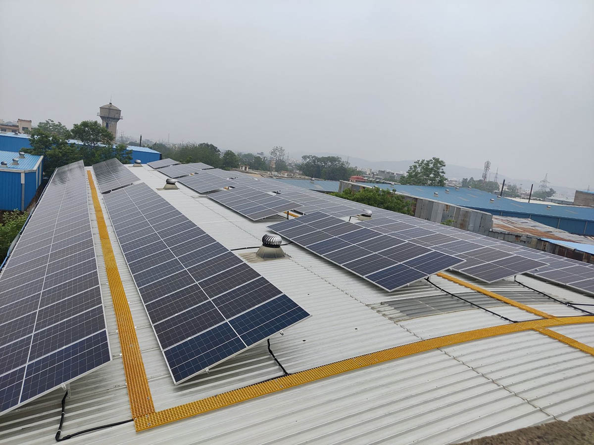 solar roof top moving walkway